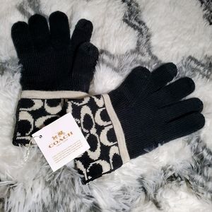 Coach gloves